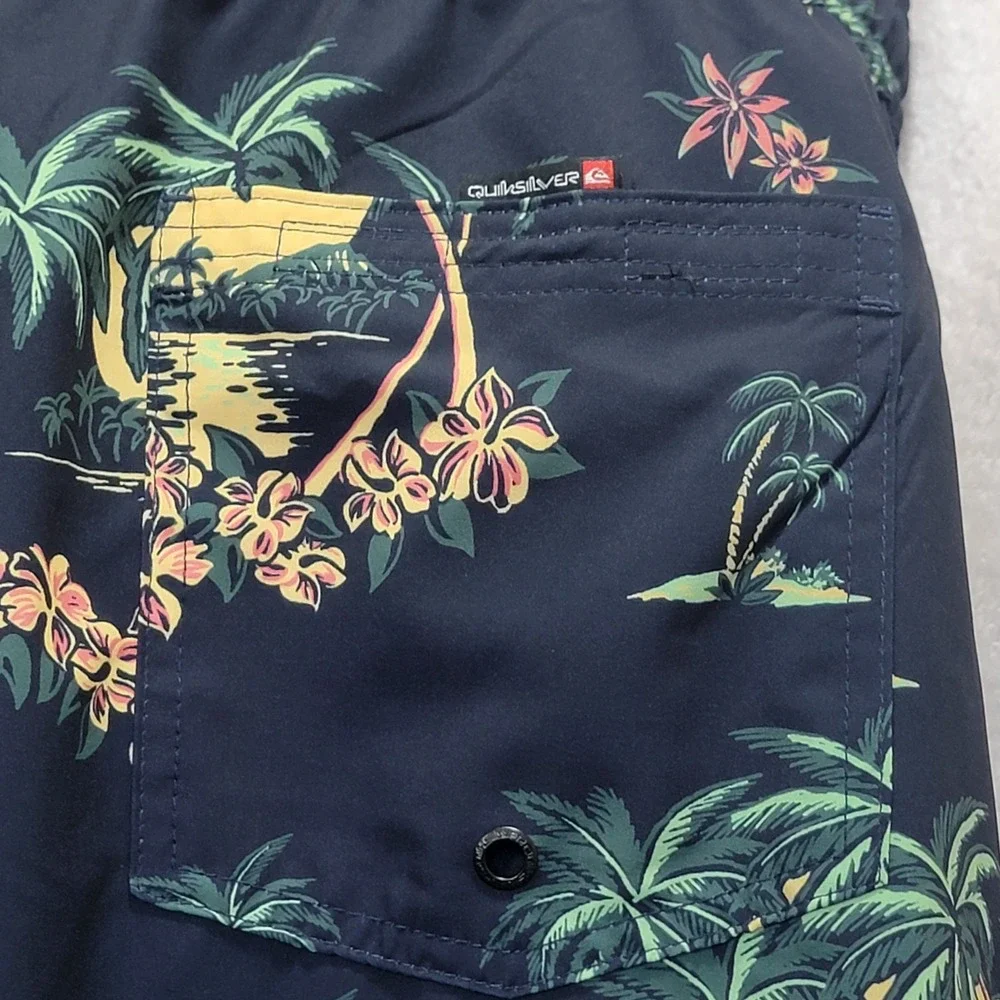 NEW! Quiksilver Men's XL Eclipse‎ Volley Swim Shorts Black Floral Sunset Print